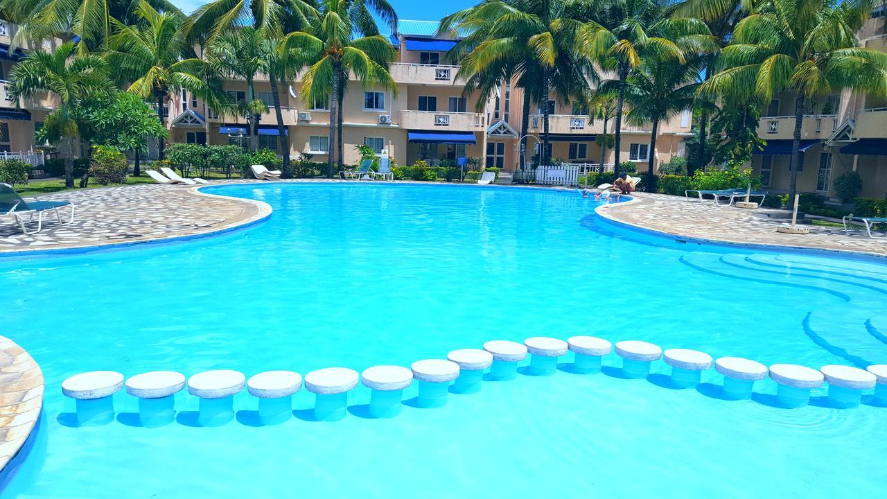 Residence Le Dattier, 2 Bedrooms Apartment, Flic En Flac Bagian luar foto